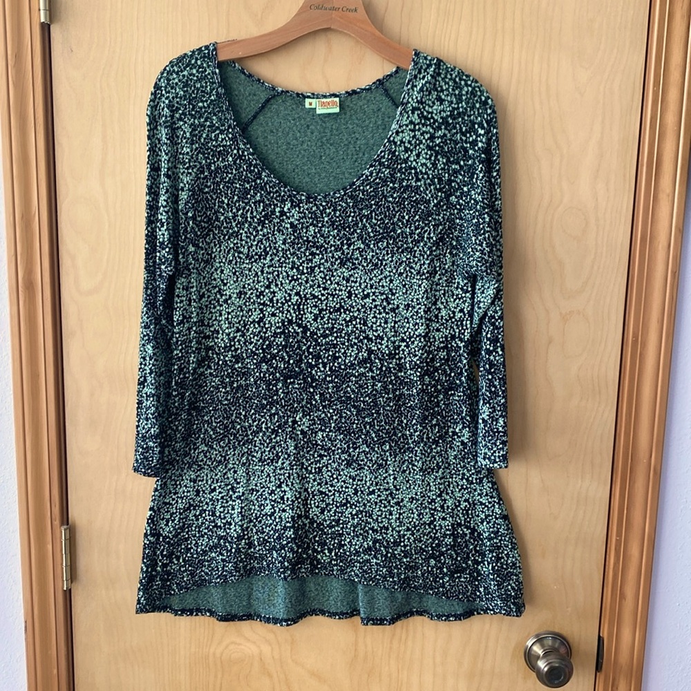 Lightweight Tianello CYA shirt. Size Medium.